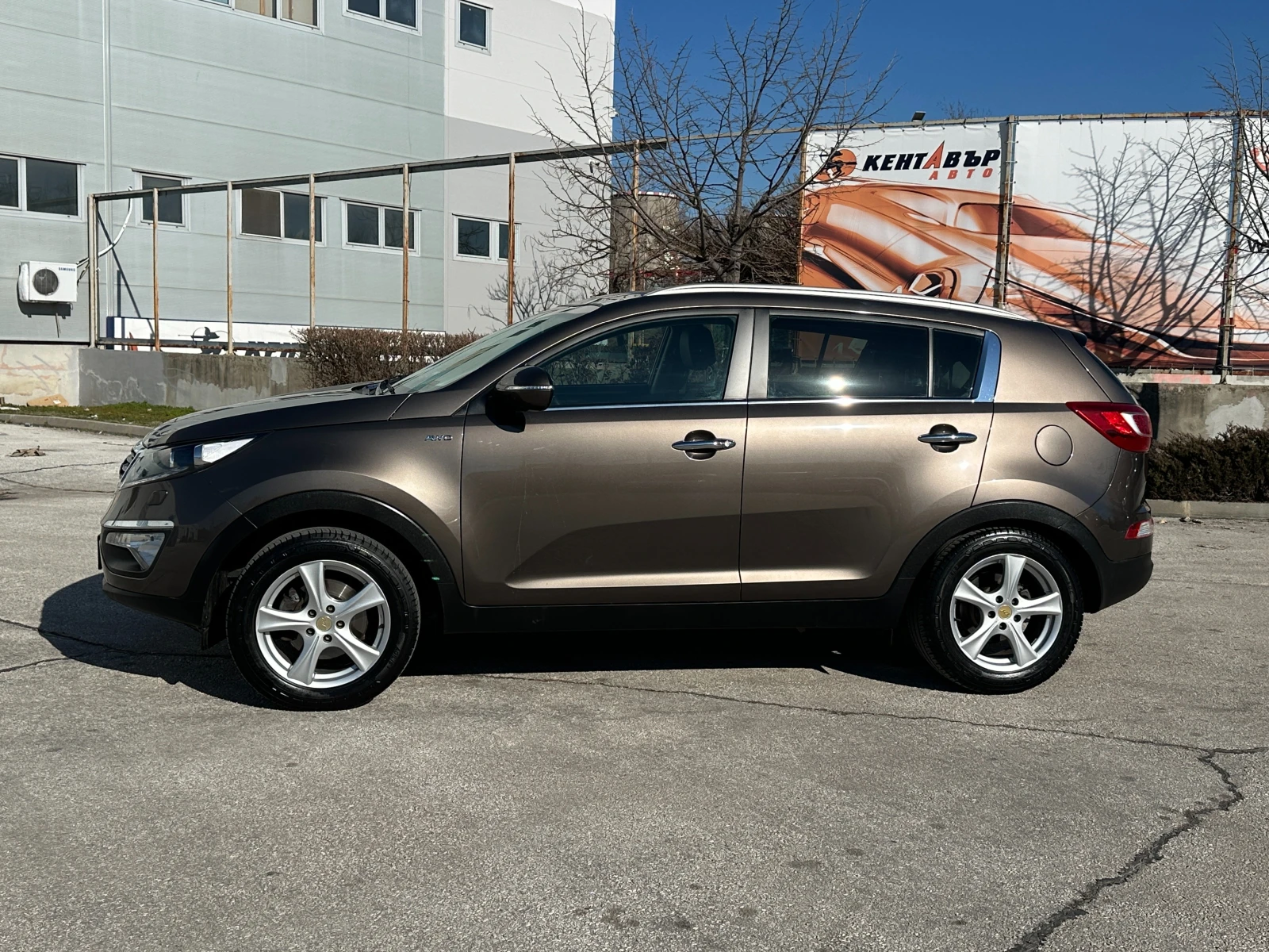 Kia Sportage Авт-4х4-ГЕРМАНИЯ 110000хкм!!!, снимка 2 - Автомобили и джипове - 53720615