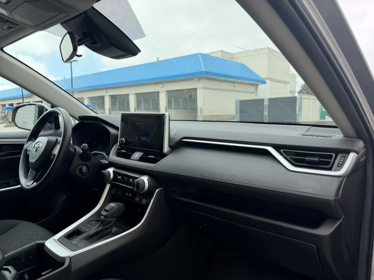 Toyota Rav4 * LE AWD * CARFAX * Подгрев * Два ключа * , снимка 12 - Автомобили и джипове - 53885485