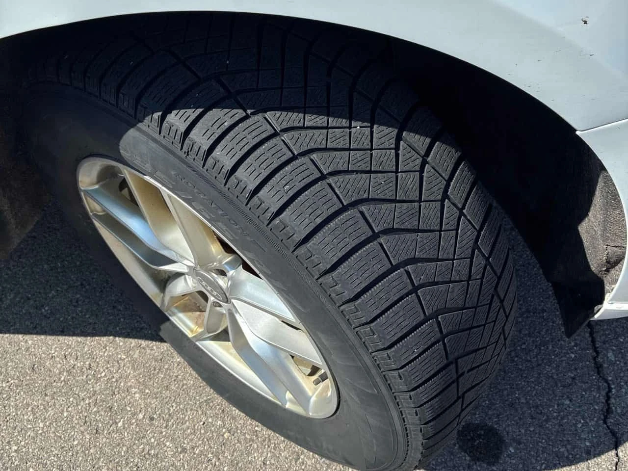 Audi Q5 * 2.0T Progressiv * CARFAX * ЦЕНА ДО БГ, снимка 11 - Автомобили и джипове - 54142957