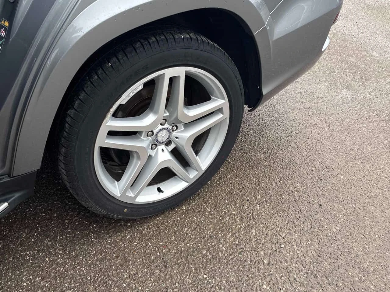 Mercedes-Benz GL 350 BlueTEC/ПАНОРАМА/360/ПРЕДСТАВИТЕЛСТВО НА MERCEDES, снимка 15 - Автомобили и джипове - 54229926