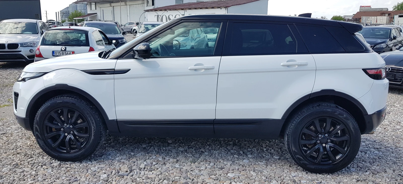 Land Rover Range Rover Evoque FACELIFT/MERIDIAN/360 КАМЕРИ/БИ-КОЛОР, снимка 8 - Автомобили и джипове - 54508882