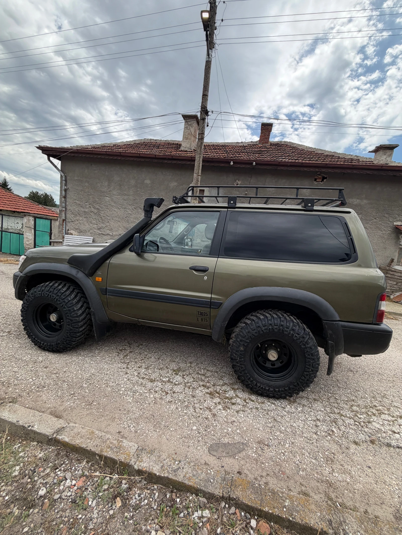 Nissan Patrol, снимка 8 - Автомобили и джипове - 54573455