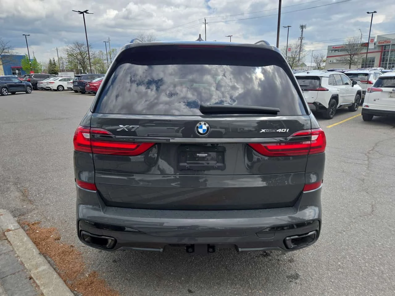 BMW X7 | DISTRONIC | 360 | ЛАЗЕРИ | HUD | , снимка 4 - Автомобили и джипове - 54611731