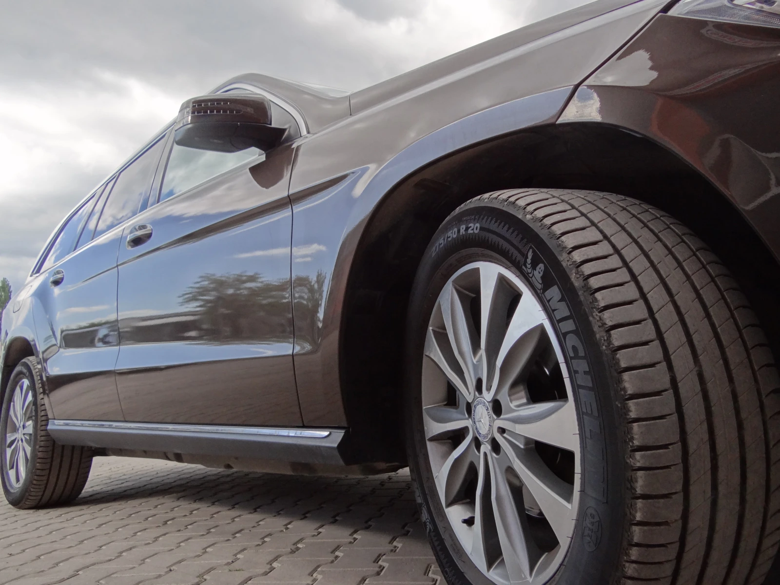 Mercedes-Benz GL 350 Bluetec /4matic/Auto/Koja/Navi/Distronic/Panorama/, снимка 17 - Автомобили и джипове - 54751544