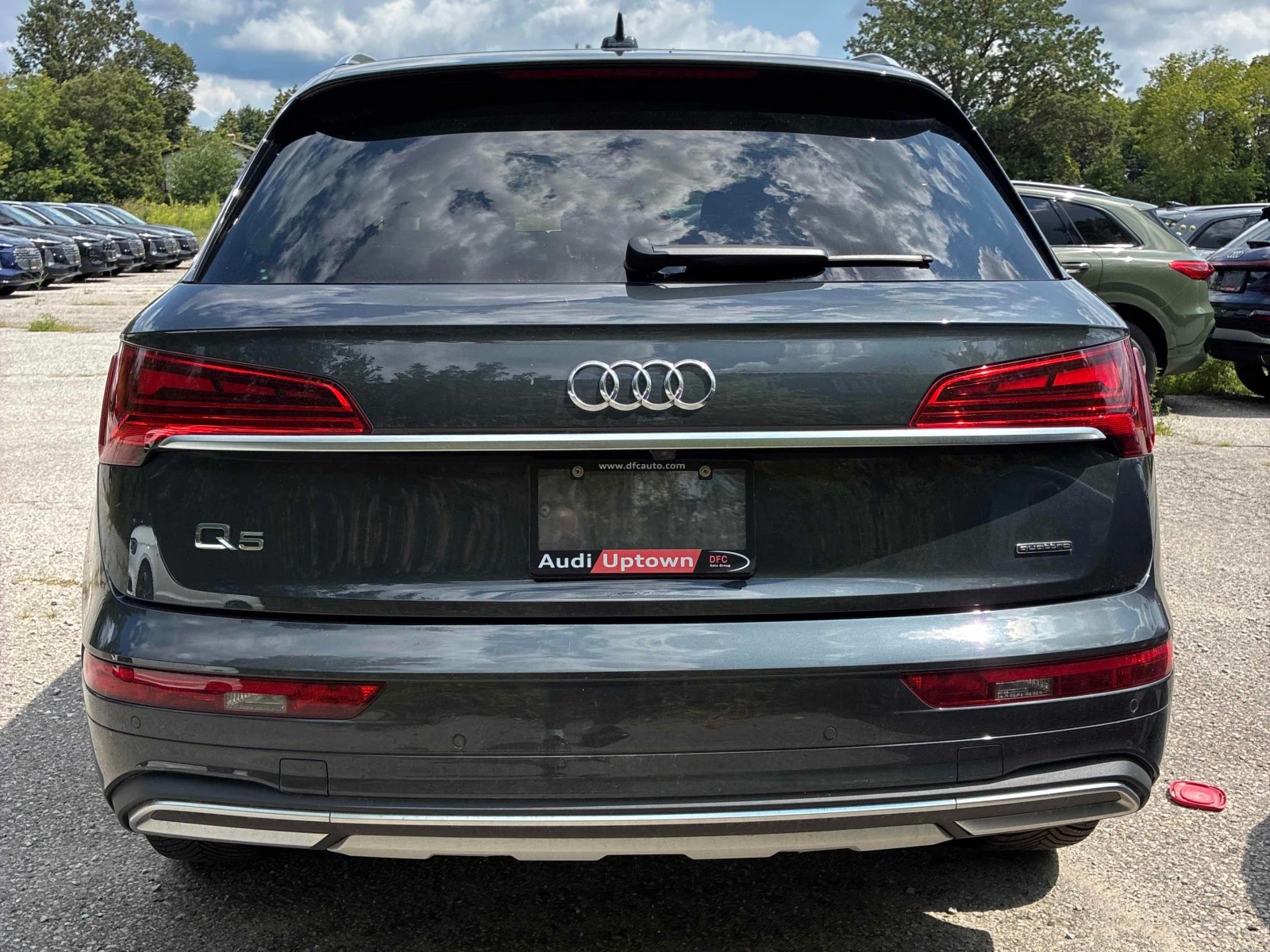 Audi Q5  Komfort / DISTRONIC / CARFAX / АВТОКРЕДИТ , снимка 4 - Автомобили и джипове - 55948437