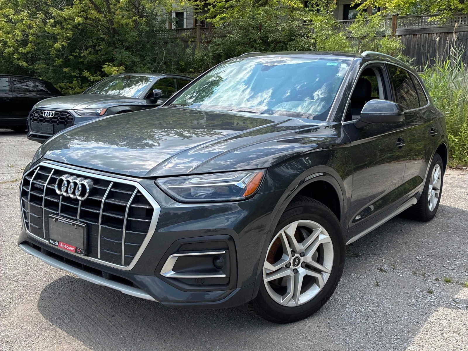 Audi Q5  Komfort / DISTRONIC / CARFAX / АВТОКРЕДИТ 
