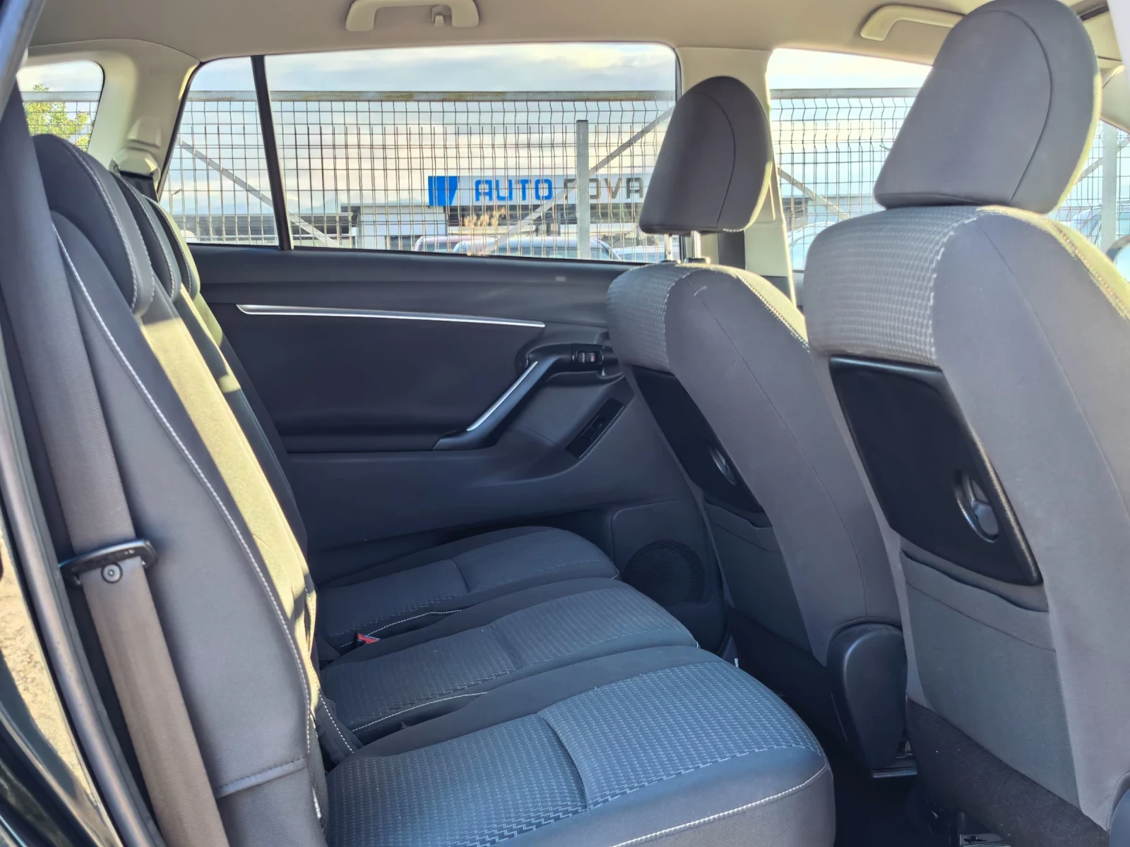 Toyota Verso 1.6 ������ 136 �.�. FACELIFT! ��������!!! | Mobile.bg � ����������� 12