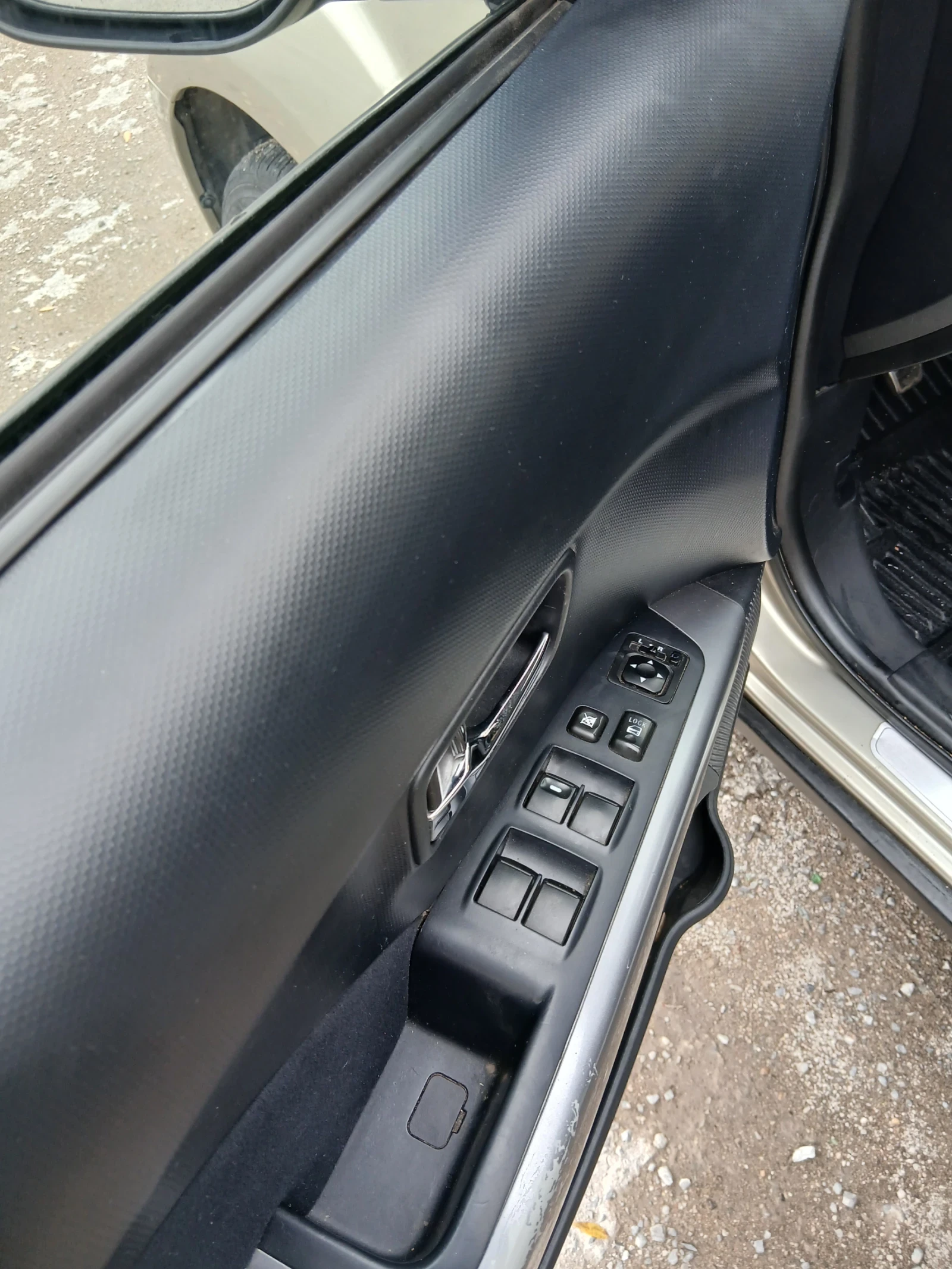 Mitsubishi Outlander, снимка 13 - Автомобили и джипове - 56581159