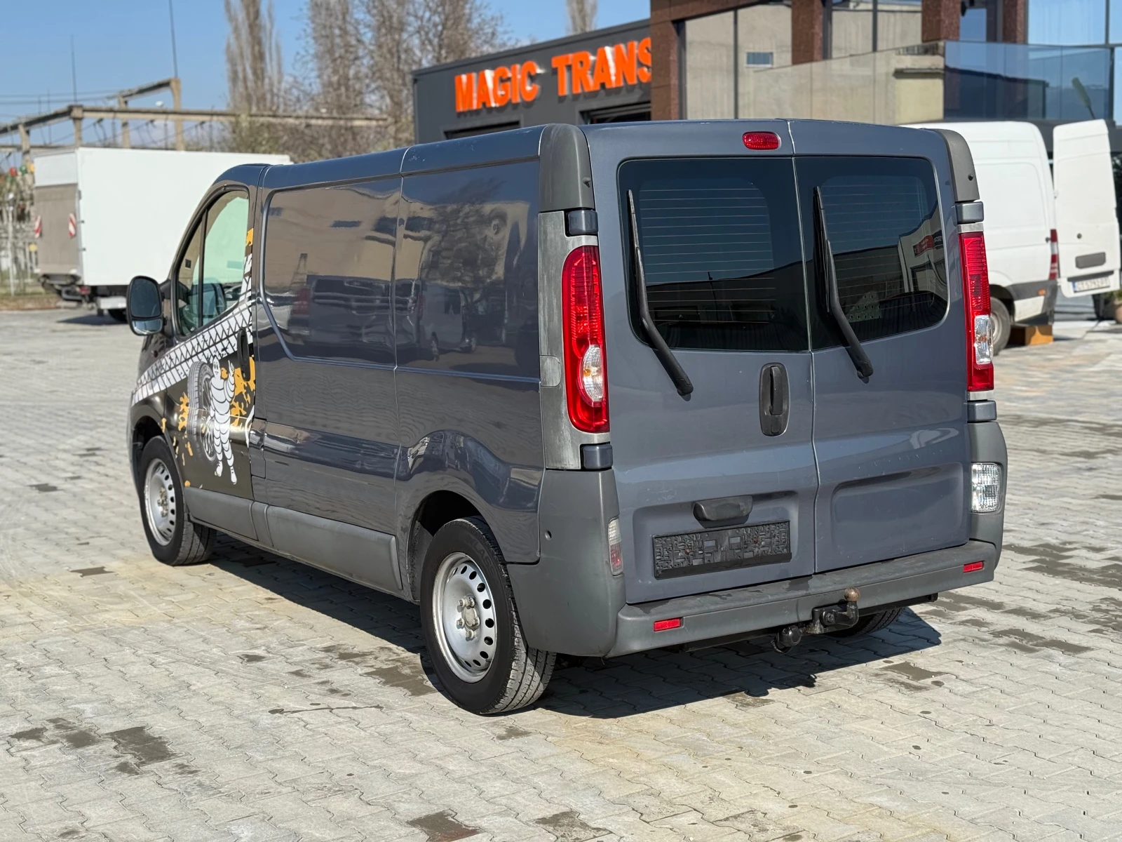 Opel Vivaro 2.0* 115КС* КЛИМАТИК* ТЕМПОМАТ*  - изображение 5