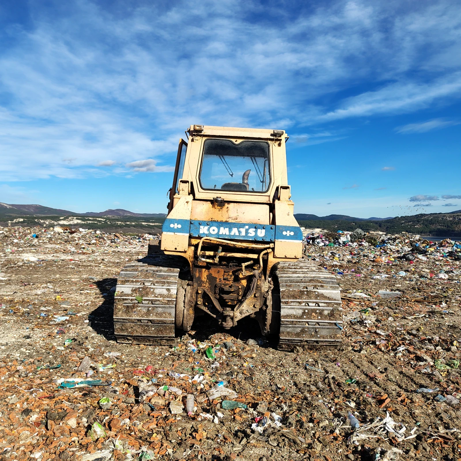 Булдозер Komatsu D65 - изображение 3