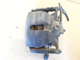 Спирачен апарат преден десен Фолксваген Голф 7 (ч)