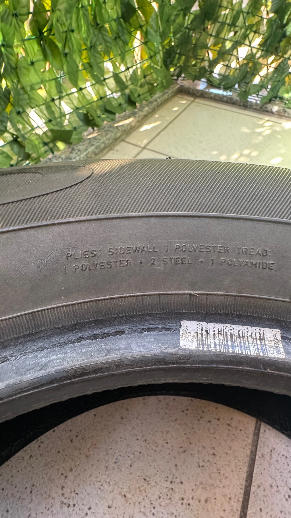 Гуми Летни 205/60R15, снимка 3 - Гуми и джанти - 53837293
