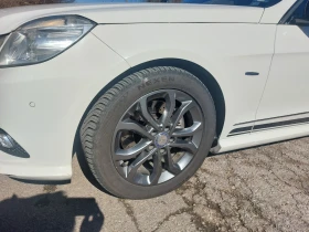 Mercedes-Benz E 250, снимка 10 - Автомобили и джипове - 53658396