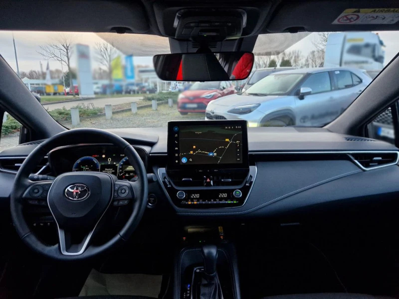 Toyota Corolla 2.0 HYBRID/196HP/ACC/LED/CAM/WIFI/CARPLAY/391b, снимка 13 - Автомобили и джипове - 47835850