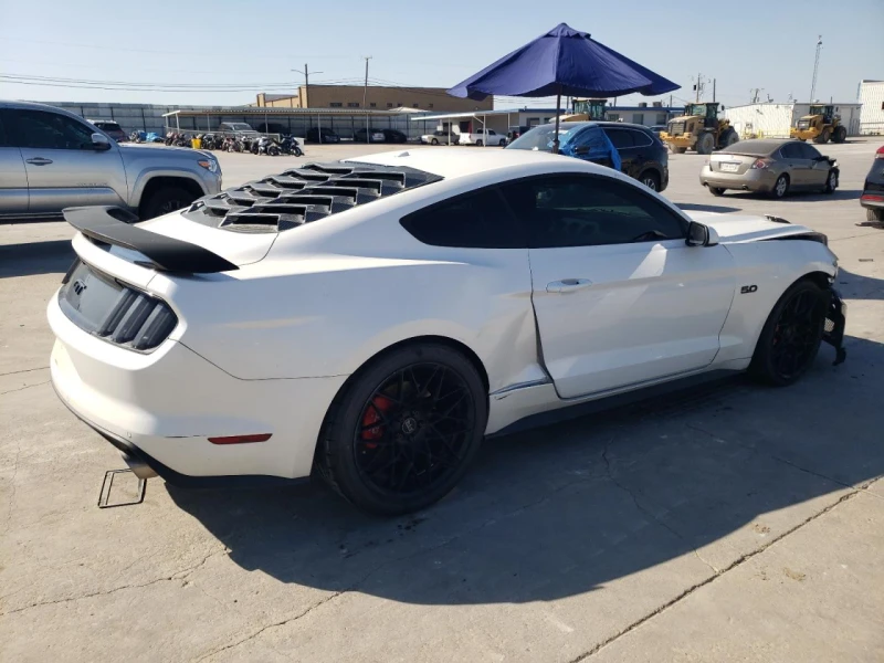 Ford Mustang GT 5.0 Обдухване* Голямата Навигация* Кожен салон*, снимка 4 - Автомобили и джипове - 48334309