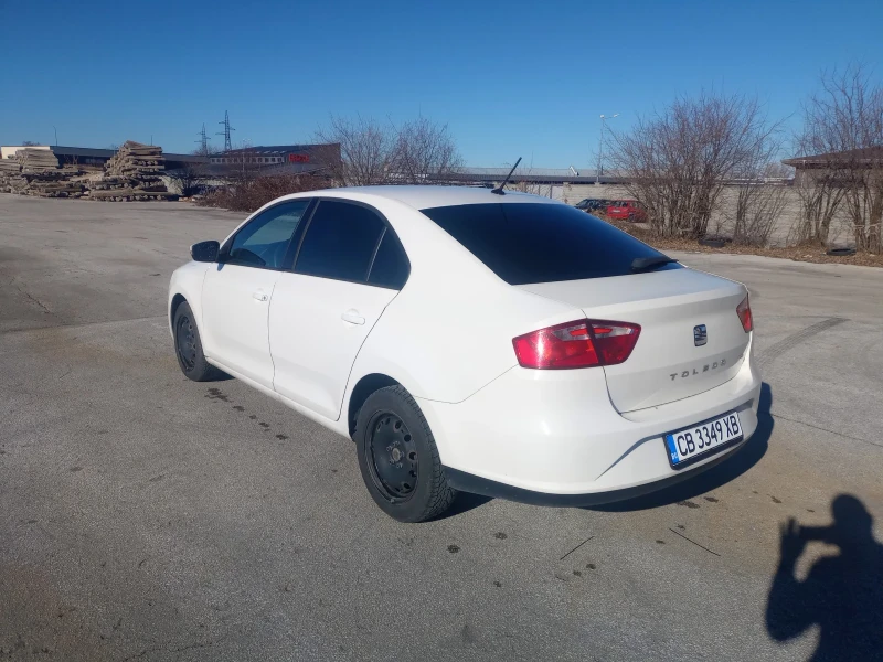 Seat Toledo 1.6 TDI 115к.с., снимка 3 - Автомобили и джипове - 48378447