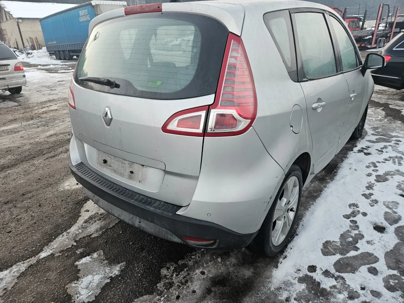 Renault Scenic 1.5dci-110ks-2010god-На части!!!, снимка 3 - Автомобили и джипове - 48724333