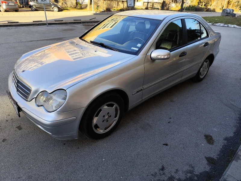 Mercedes-Benz C 200 2.2CDI, снимка 1 - Автомобили и джипове - 48741976