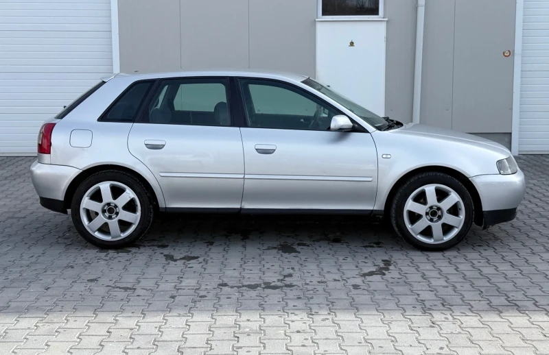 Audi A3 1.9TDI 101 HP Климатроник, снимка 6 - Автомобили и джипове - 49455617