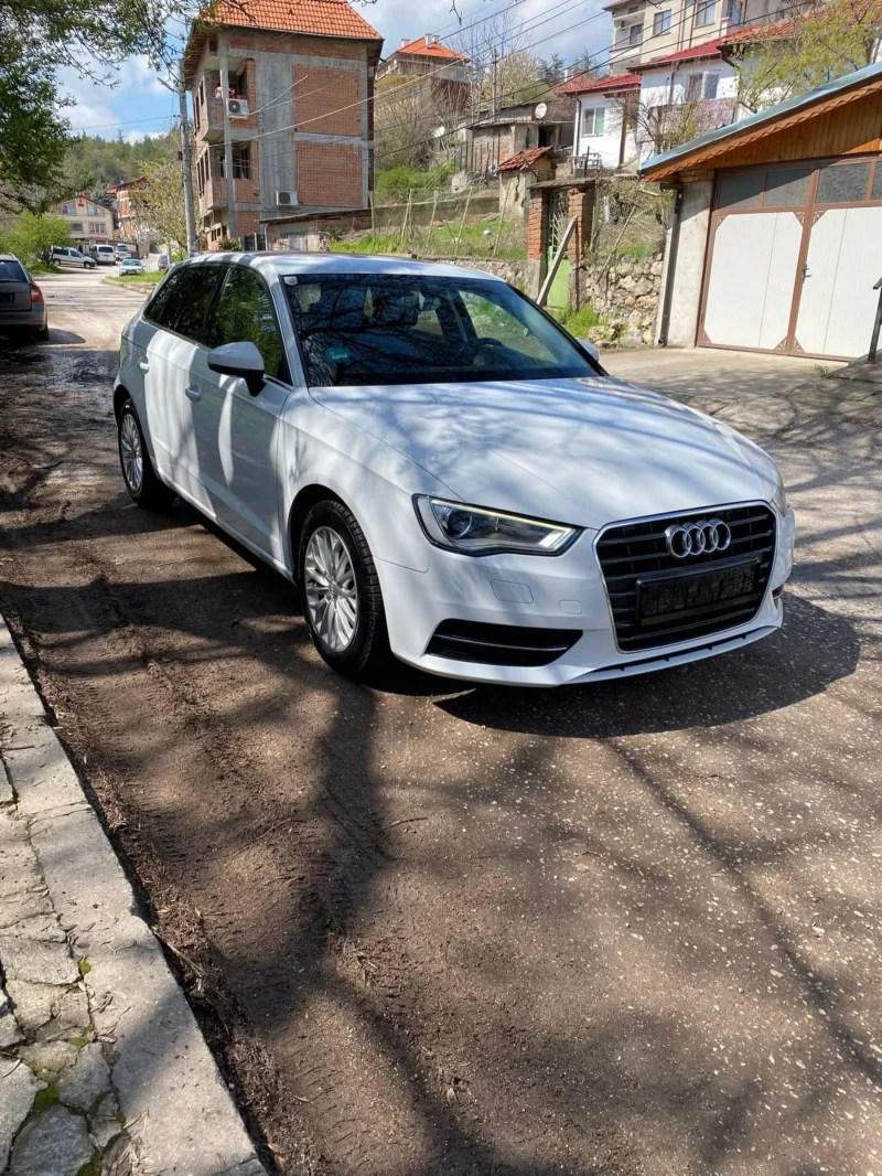 Audi A3 1.6 Tdi, снимка 8 - Автомобили и джипове - 52368790