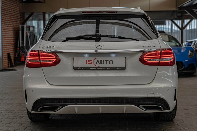 Mercedes-Benz C 250 CDI/BlueTEC/4MATIC/AMG/7G/Панорама, снимка 4 - Автомобили и джипове - 51279217