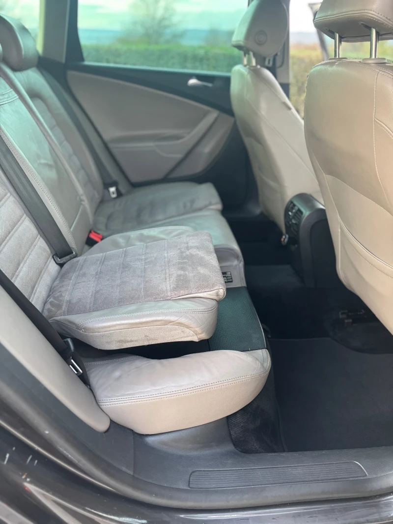VW Passat 1.9tdi Highline , снимка 11 - Автомобили и джипове - 52576057