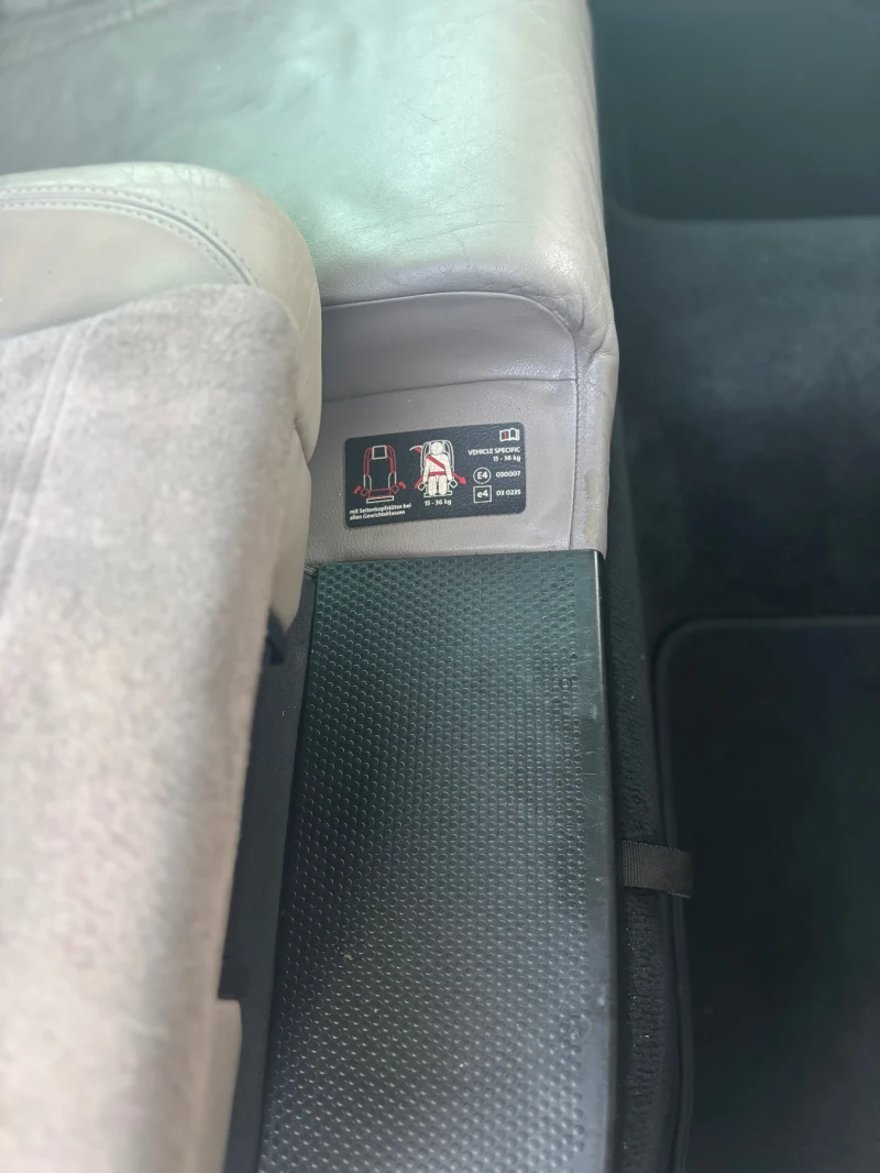 VW Passat 1.9tdi Highline , снимка 10 - Автомобили и джипове - 52576057