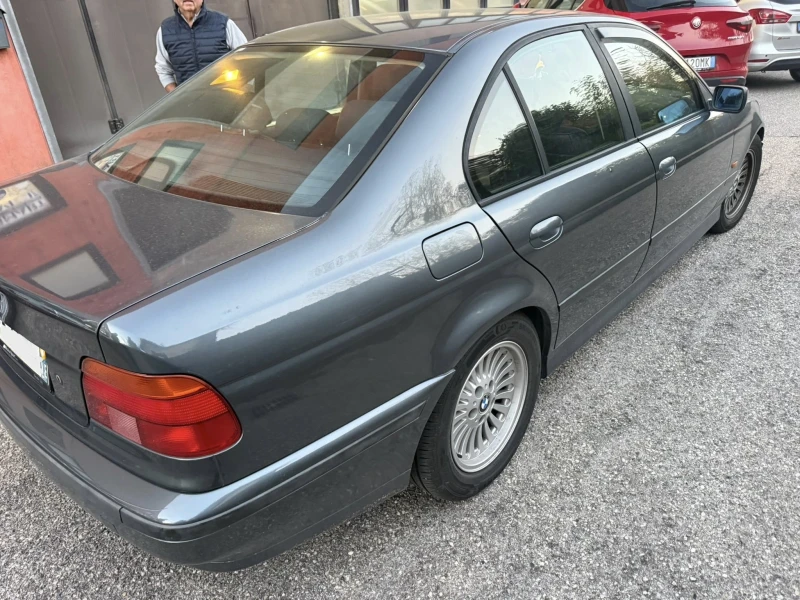 BMW 520, снимка 6 - Автомобили и джипове - 53291819