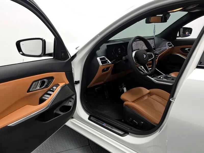 BMW 320 320D Touring M Sports, снимка 10 - Автомобили и джипове - 54954475