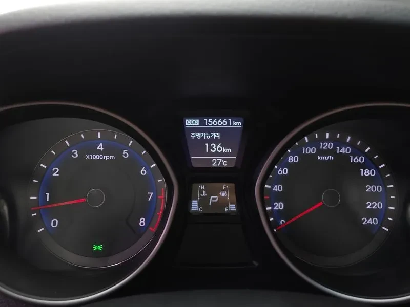 Hyundai I30 2.0 Pyl, снимка 8 - Автомобили и джипове - 56303966