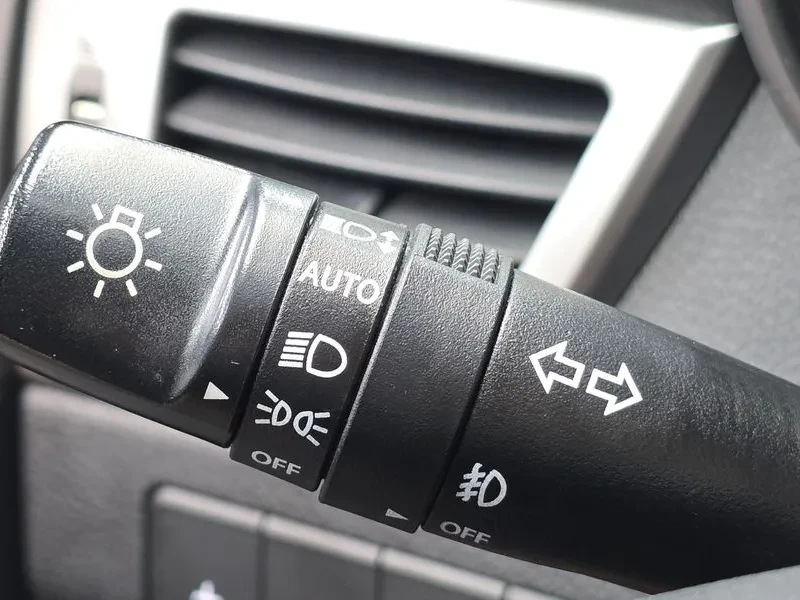 Hyundai I30 2.0 Pyl, снимка 15 - Автомобили и джипове - 56303966