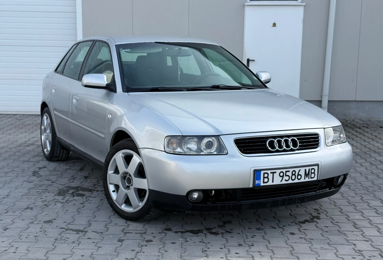 Audi A3 1.9TDI 101 HP Климатроник - изображение 7