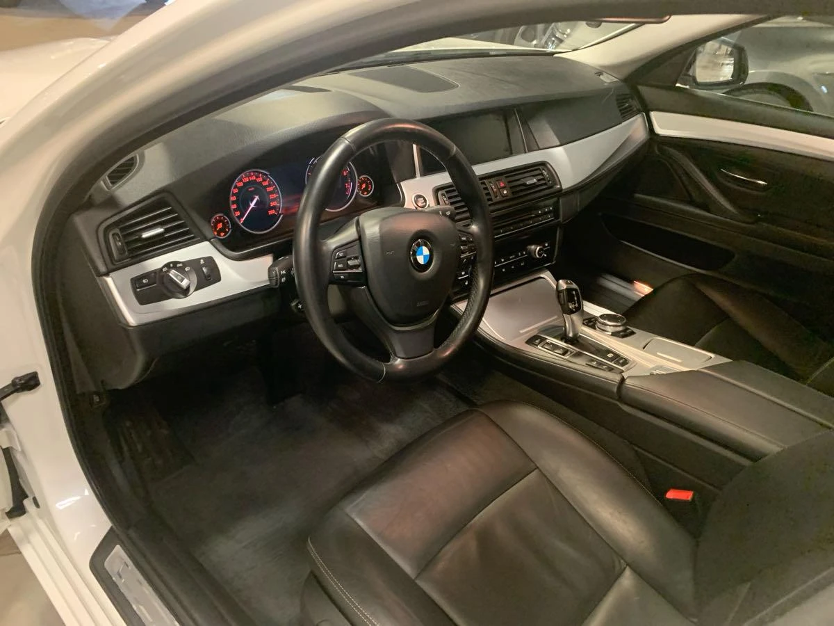 BMW 528 * 528i xDrive* CARFAX&* АВТОФИНАНСИРАНЕ*  - изображение 7