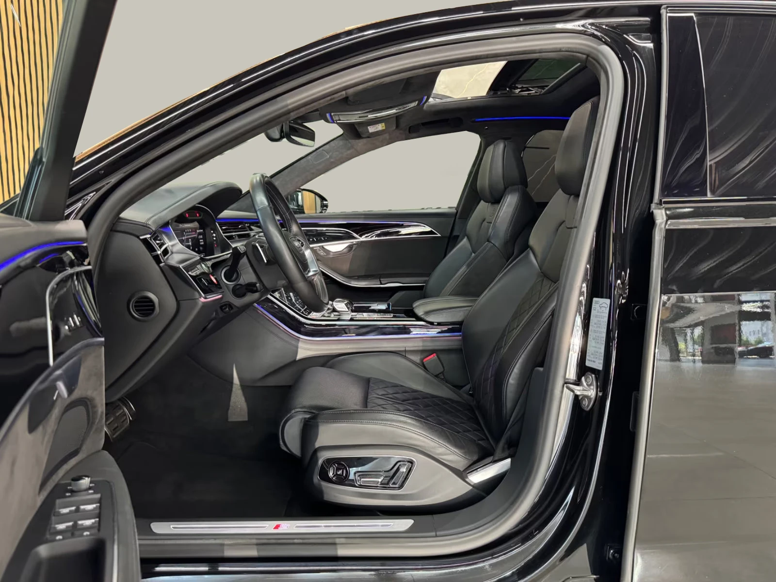 Audi S8 4.0TFSI/571HP/MASSAGE/360/AIR/MEMO/HUD/LASER/700f | Mobile.bg   11