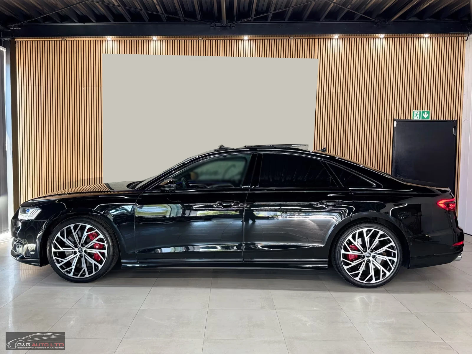 Audi S8 4.0TFSI/571HP/MASSAGE/360/AIR/MEMO/HUD/LASER/700f - изображение 2