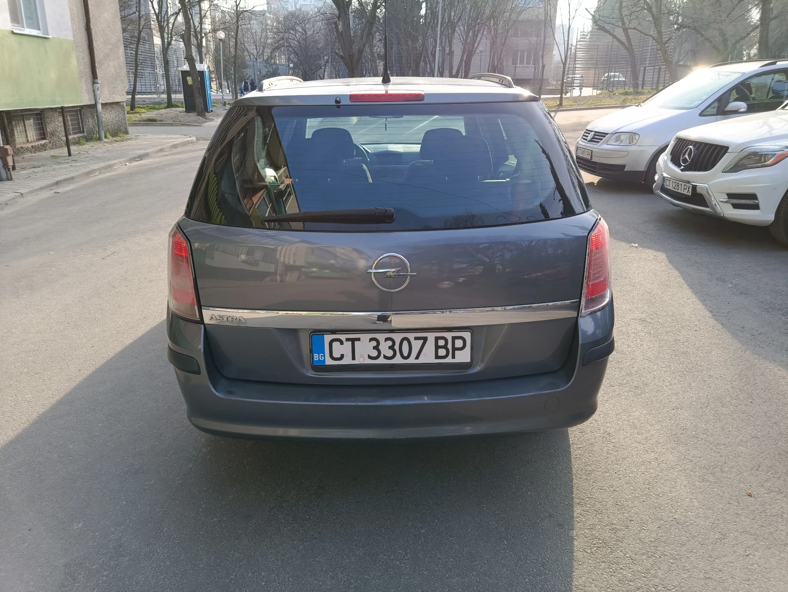 Opel Astra, снимка 4 - Автомобили и джипове - 53832586