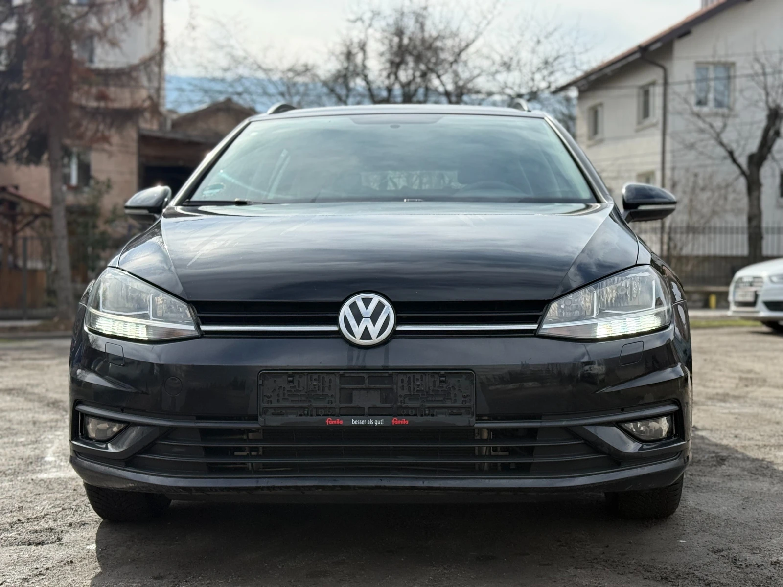 VW Golf 7 facelift 1.6TDI, снимка 2 - Автомобили и джипове - 53861846
