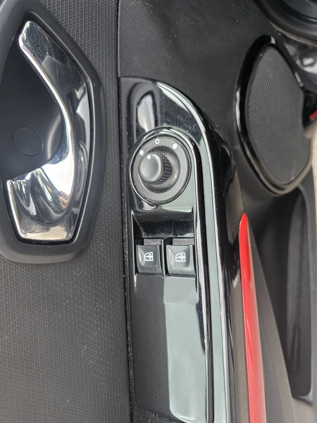 Renault Clio 1.2 TCe 75 hp (� N1 �����������) | Mobile.bg � ����������� 12