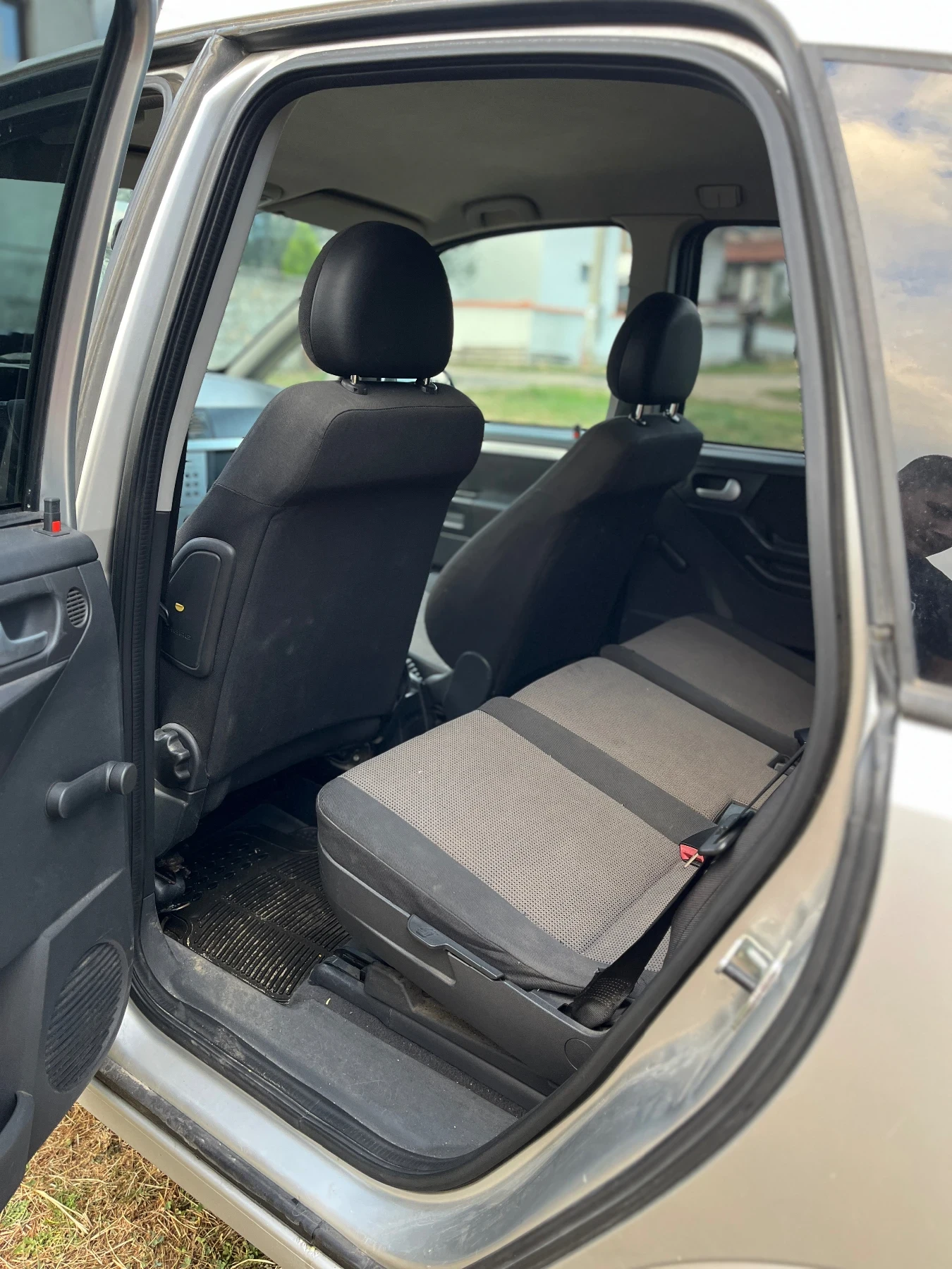 Opel Meriva, снимка 11 - Автомобили и джипове - 54442660