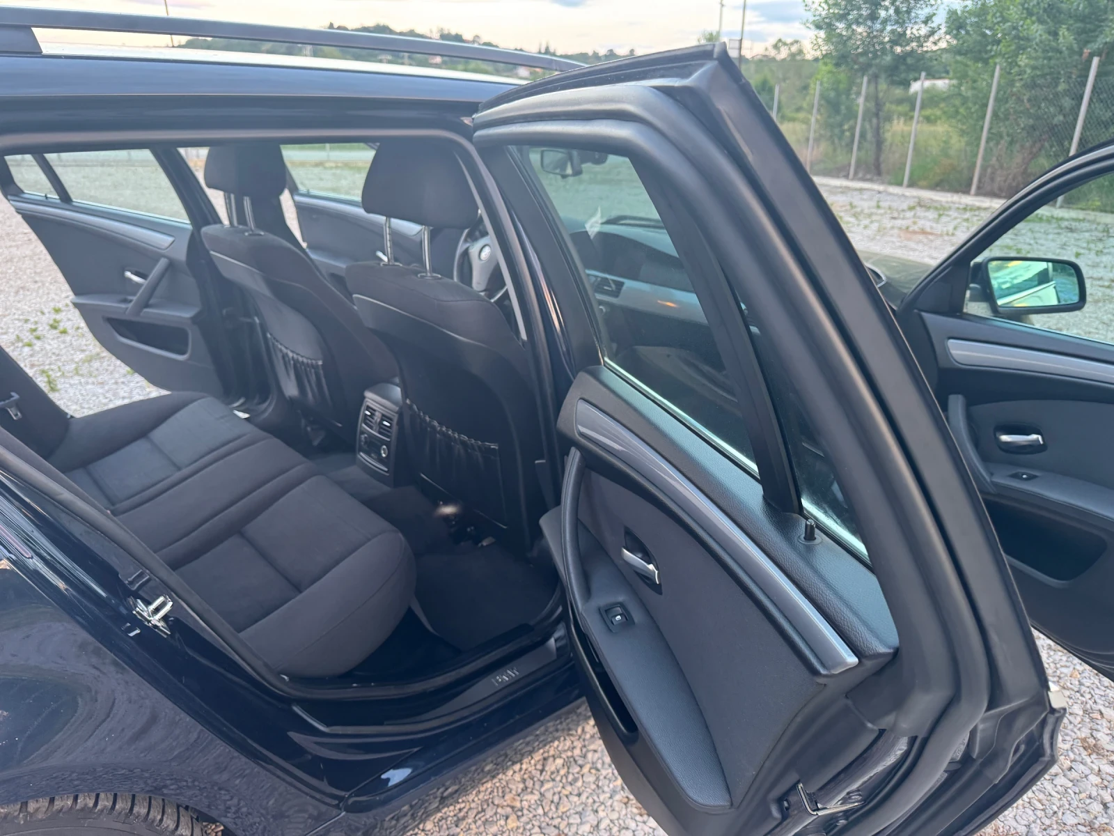 BMW 525 3.0 d фейслифт, снимка 10 - Автомобили и джипове - 55180933