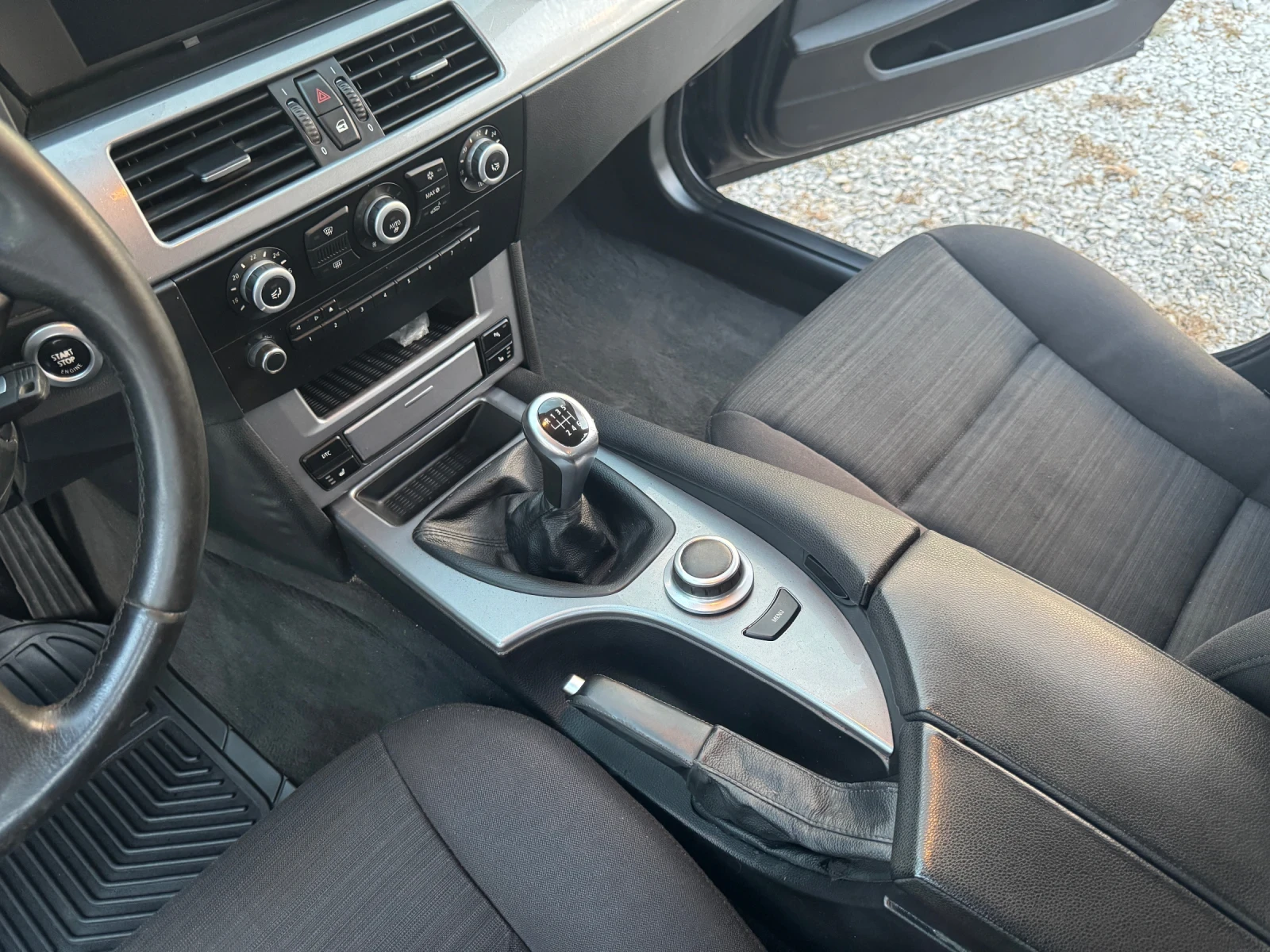 BMW 525 3.0 d фейслифт, снимка 13 - Автомобили и джипове - 55180933