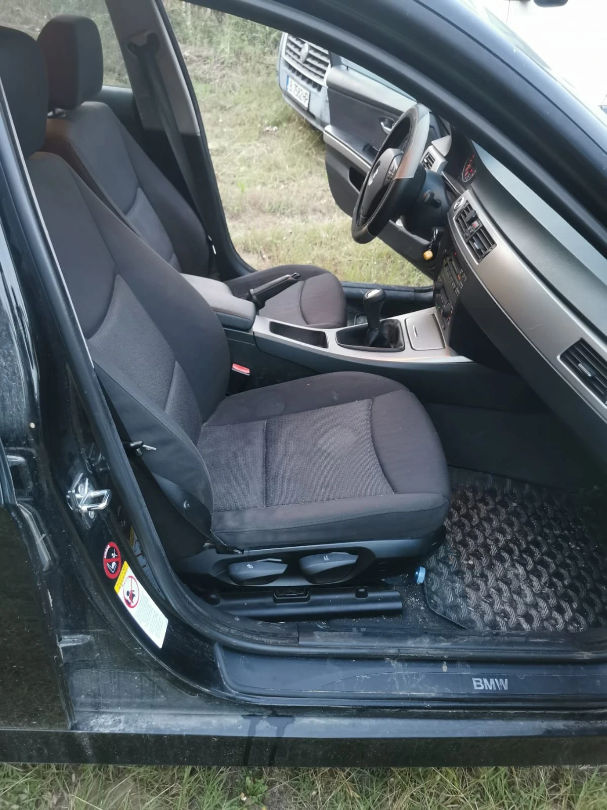 BMW 320, снимка 6 - Автомобили и джипове - 55392227