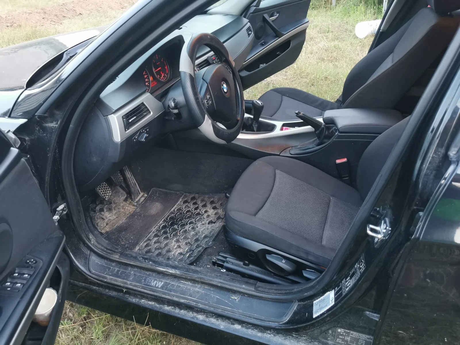 BMW 320, снимка 12 - Автомобили и джипове - 55392227