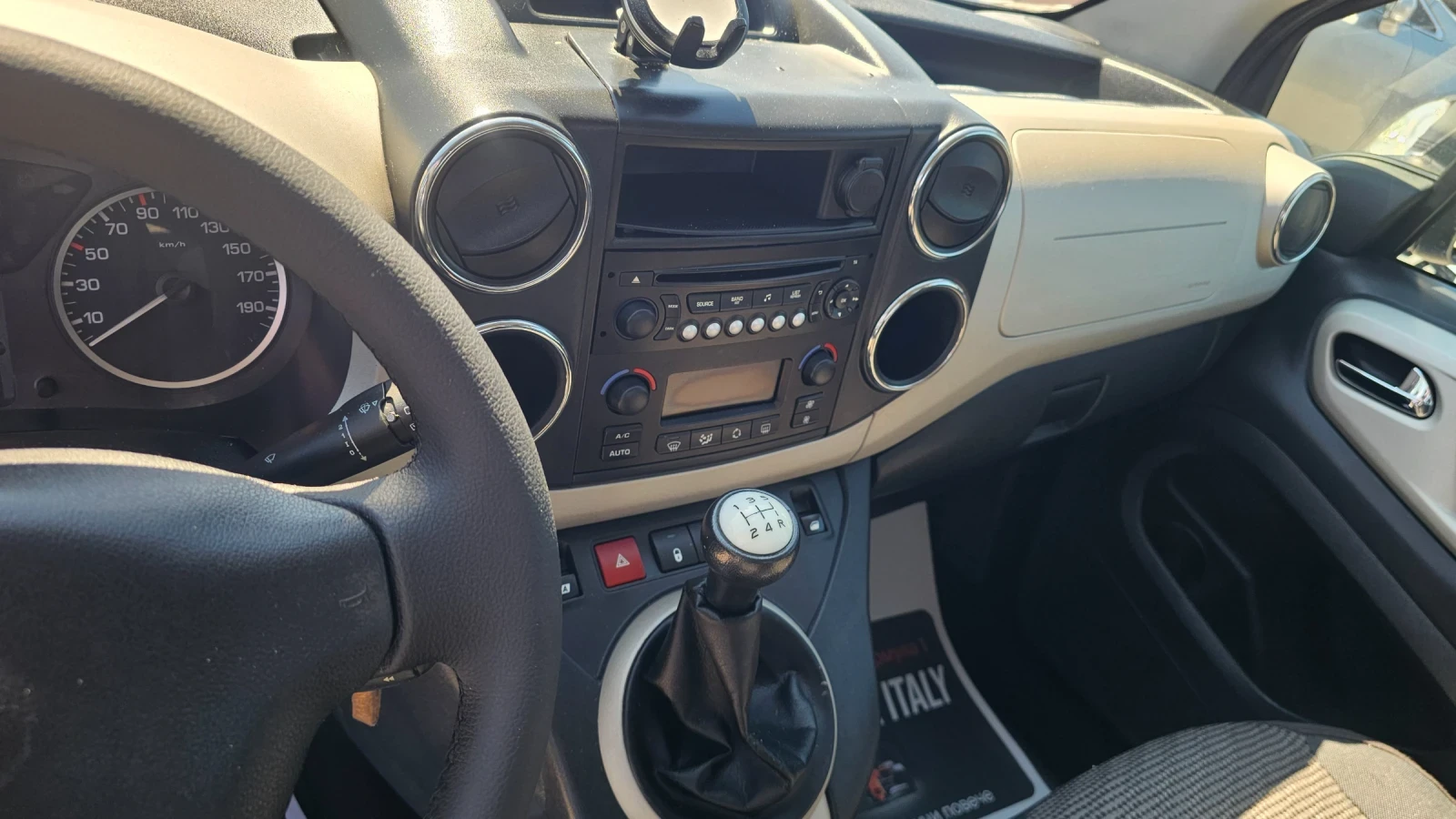 Peugeot Partner 1.6HDI 7 MESTA, снимка 9 - Автомобили и джипове - 55472253