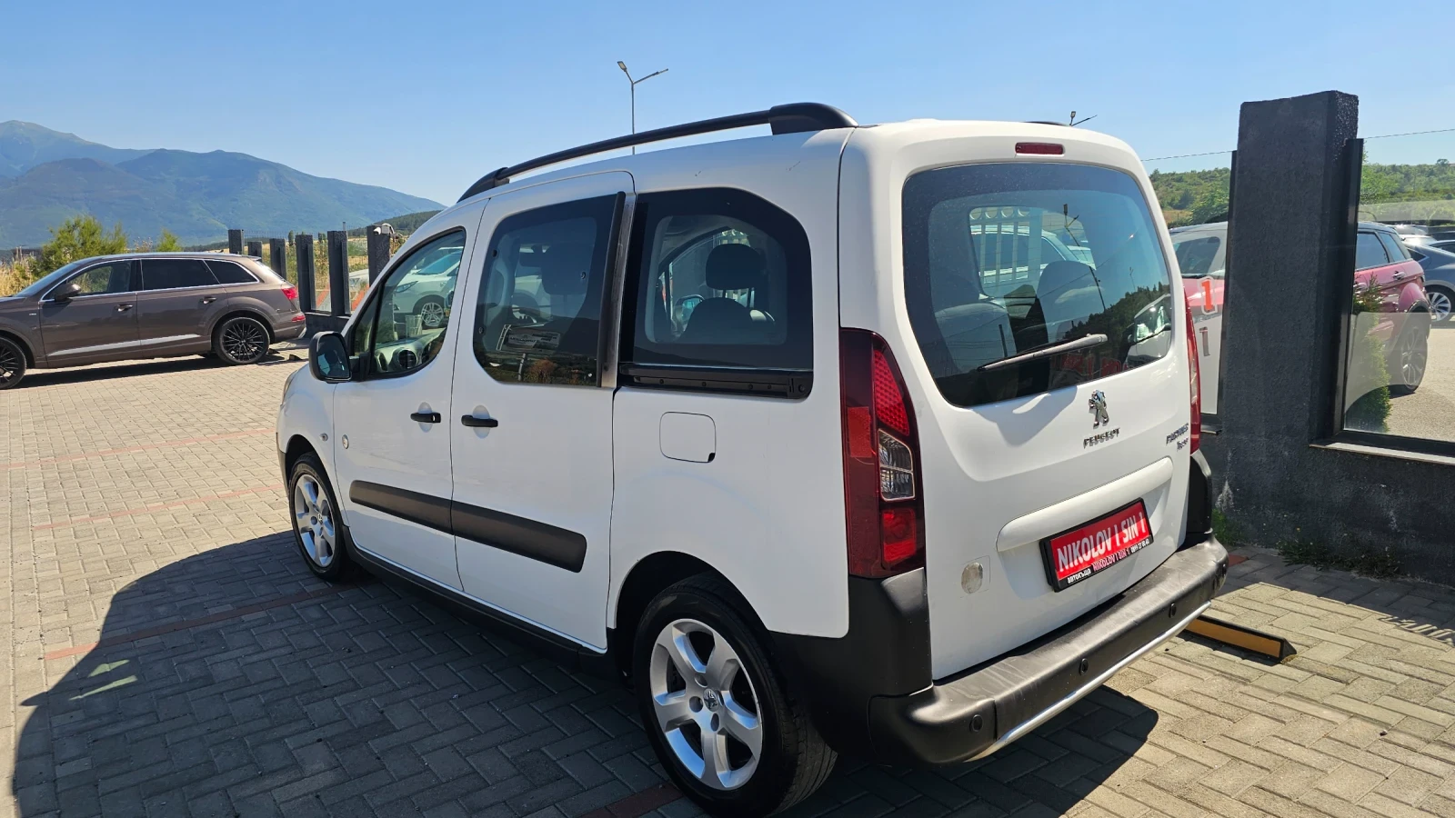 Peugeot Partner 1.6HDI 7 MESTA, снимка 4 - Автомобили и джипове - 55472253