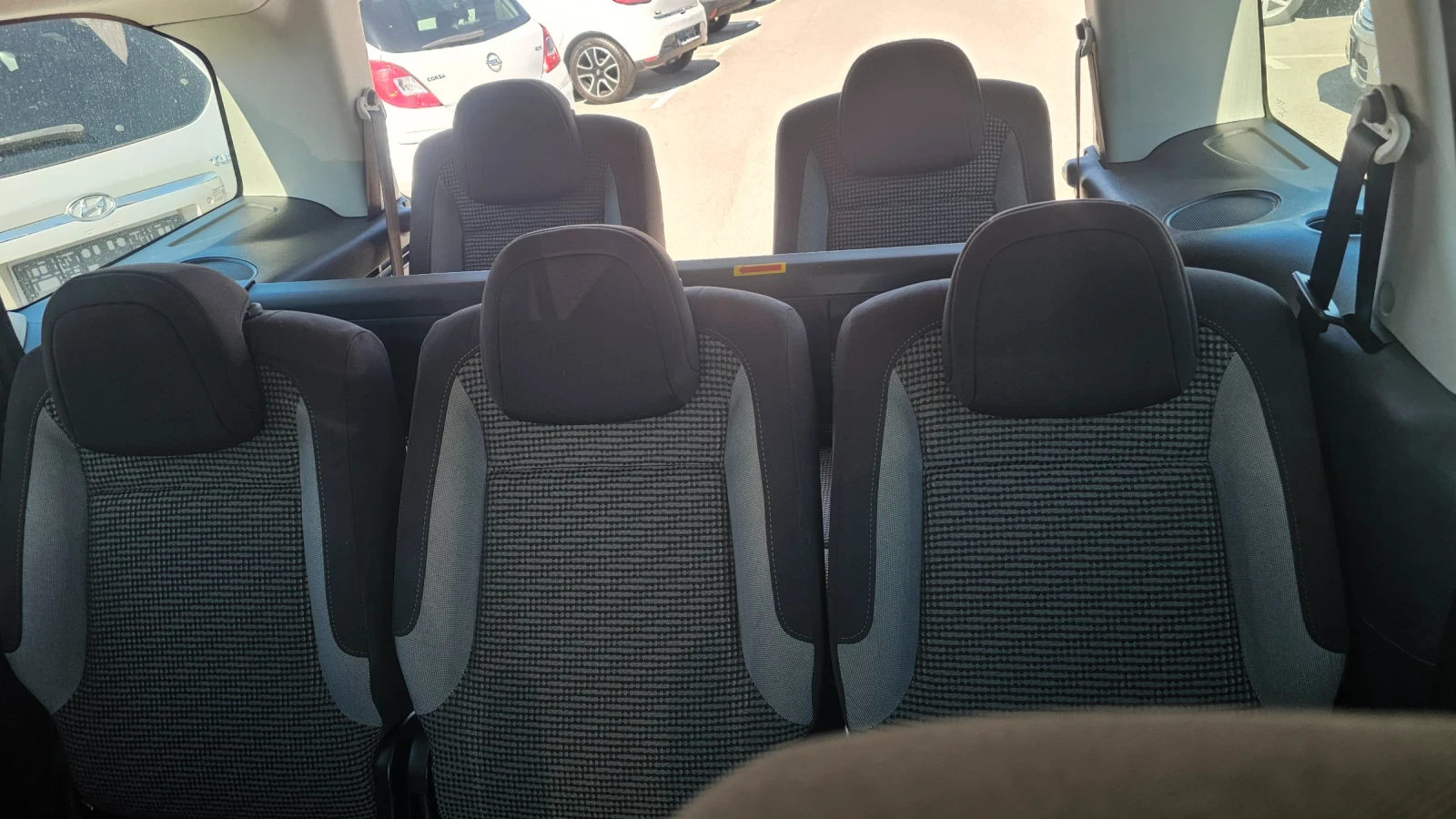 Peugeot Partner 1.6HDI 7 MESTA, снимка 13 - Автомобили и джипове - 55472253
