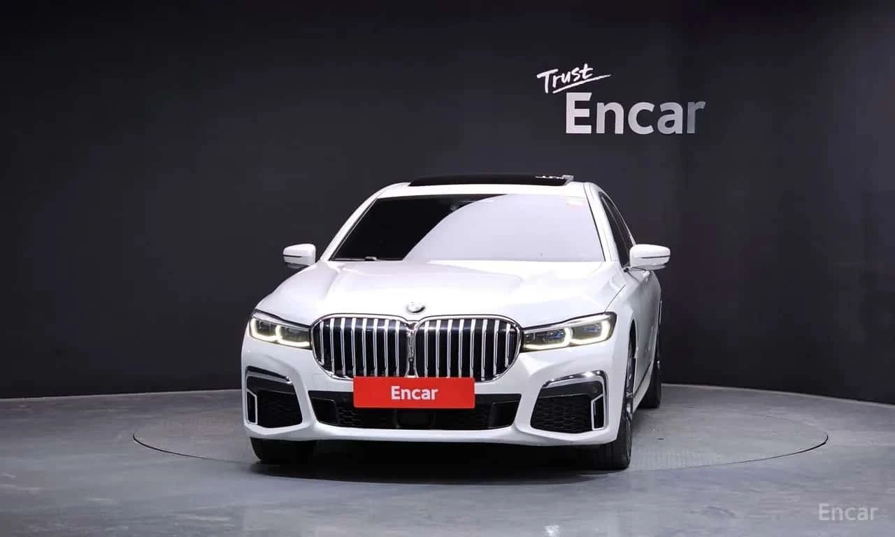 BMW 730 * 730Ld xDrive M Sport * ДИСТРОНИК * ТЕЛЕВИЗОРИ, снимка 3 - Автомобили и джипове - 55571804