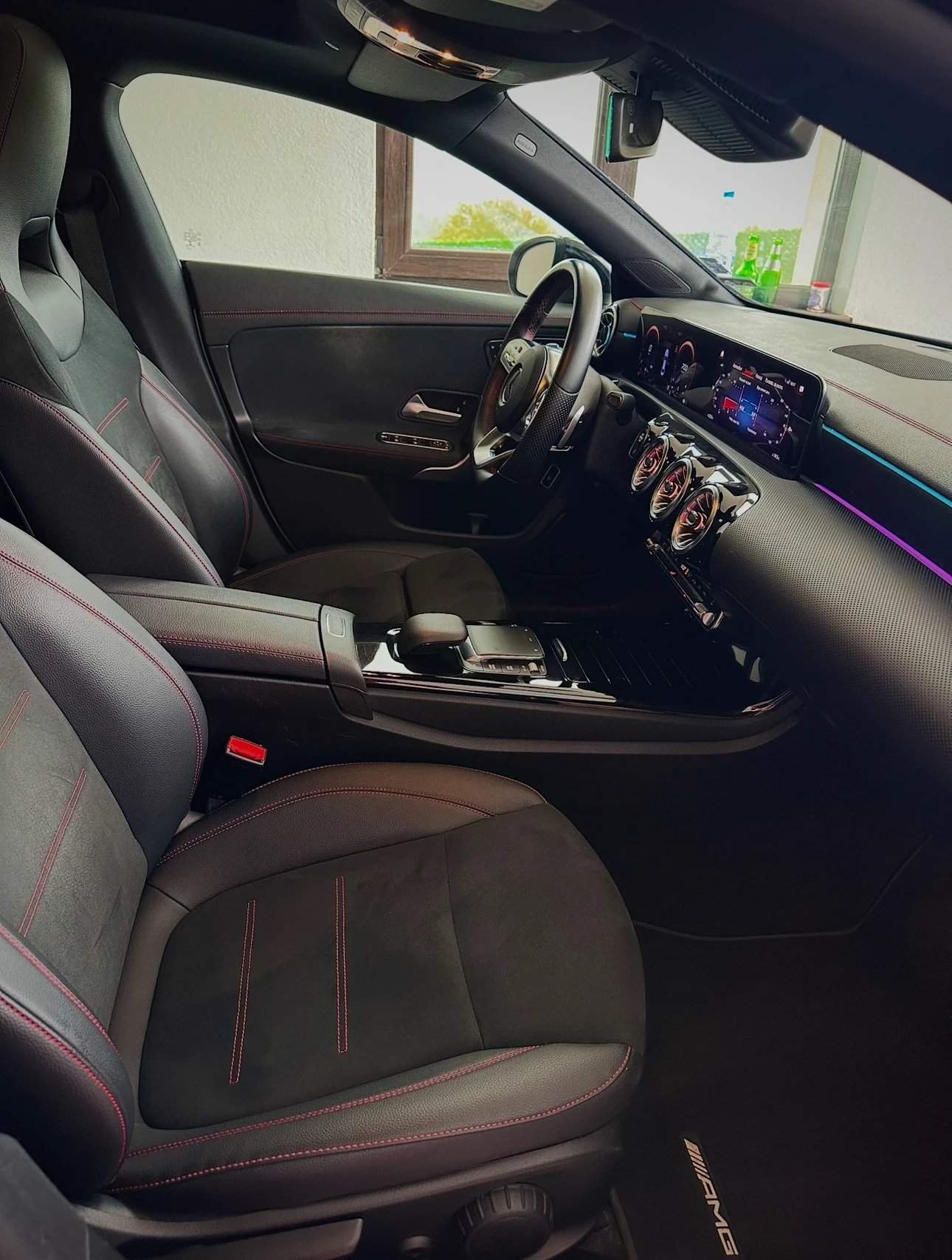 Mercedes-Benz CLA 250 AMG Line, снимка 5 - Автомобили и джипове - 55709635
