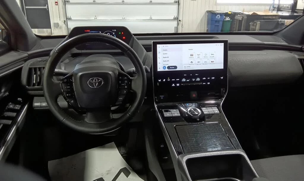 Toyota bZ4X 2025 LE FWD* 71.4KW* ���������* �������* ��� ����� | Mobile.bg � ����������� 12