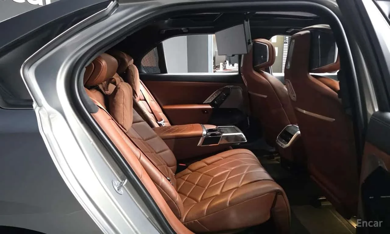 BMW 740 * M Sport * ������ * B&W ����� *  | Mobile.bg � ����������� 12
